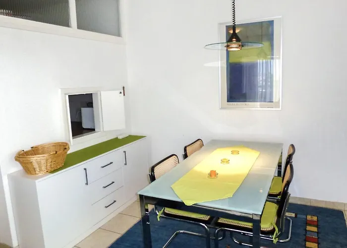 Apartamento Residenza Monte Bre - Apt-204 Haus1 By Interhome